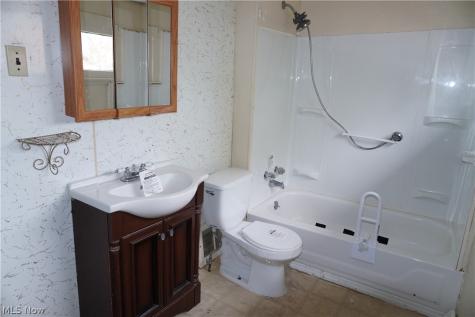 1635 Triplett Boulevard Akron OH 44306