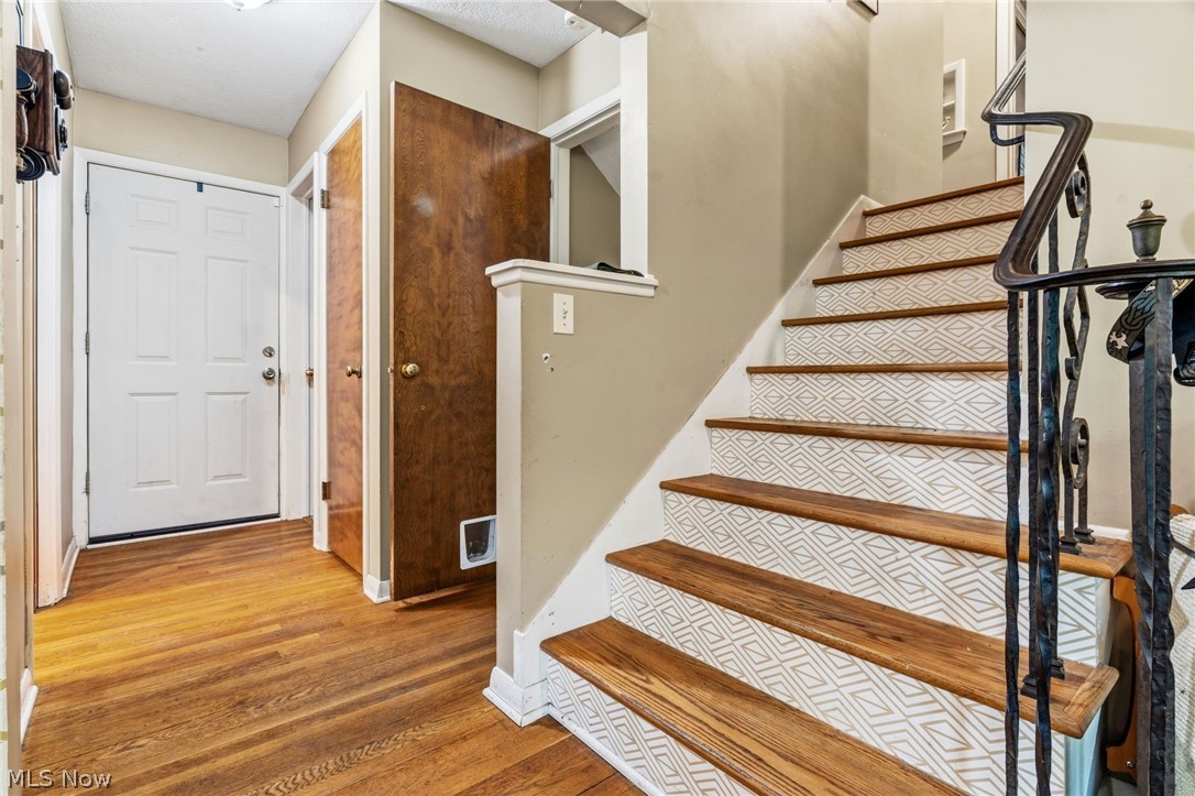 1585 Kingsley Avenue Akron OH 44313