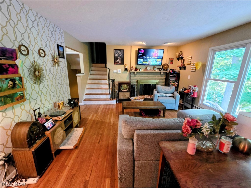 1585 Kingsley Avenue Akron OH 44313