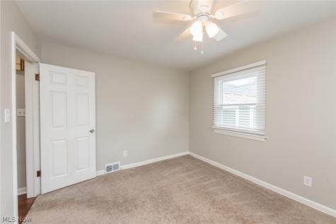 319 Kathron Avenue Cuyahoga Falls OH 44221