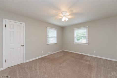 319 Kathron Avenue Cuyahoga Falls OH 44221