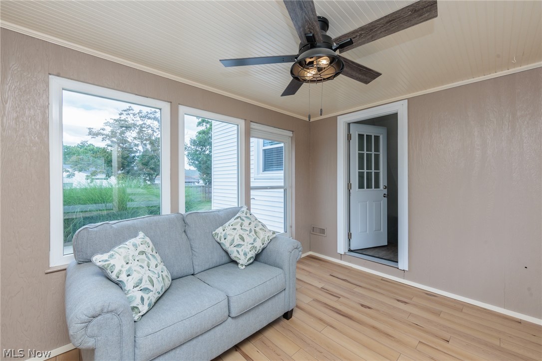 319 Kathron Avenue Cuyahoga Falls OH 44221