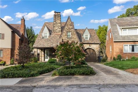 1948 Mccauslen Manor Steubenville OH 43952
