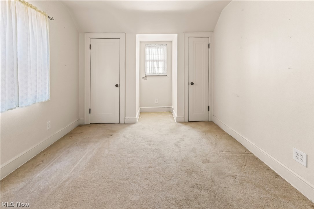 1948 Mccauslen Manor Steubenville OH 43952