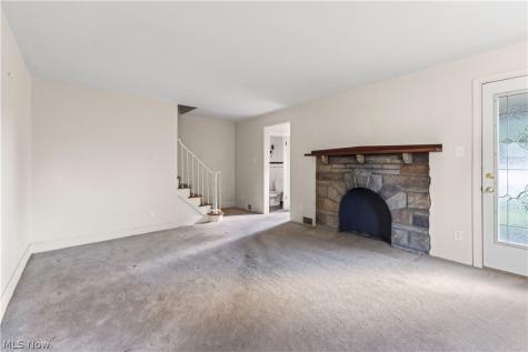1948 Mccauslen Manor Steubenville OH 43952