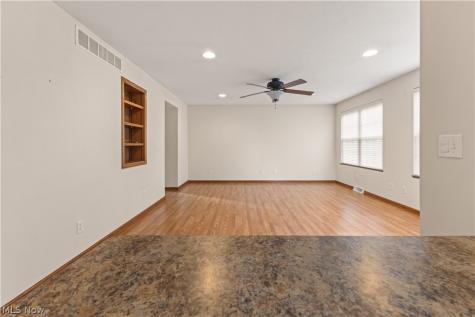 1948 Mccauslen Manor Steubenville OH 43952