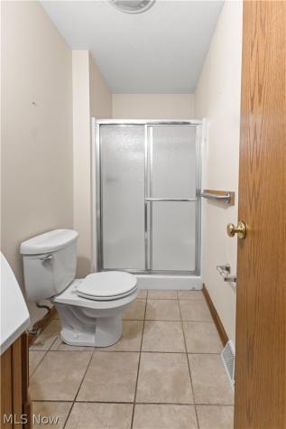 1948 Mccauslen Manor Steubenville OH 43952