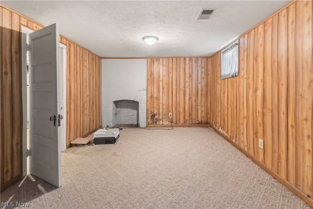 1948 Mccauslen Manor Steubenville OH 43952