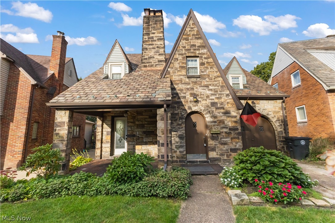 1948 Mccauslen Manor Steubenville OH 43952