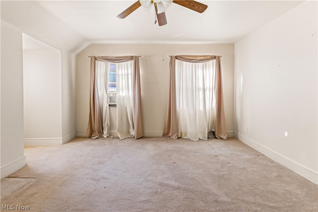 1948 Mccauslen Manor Steubenville OH 43952