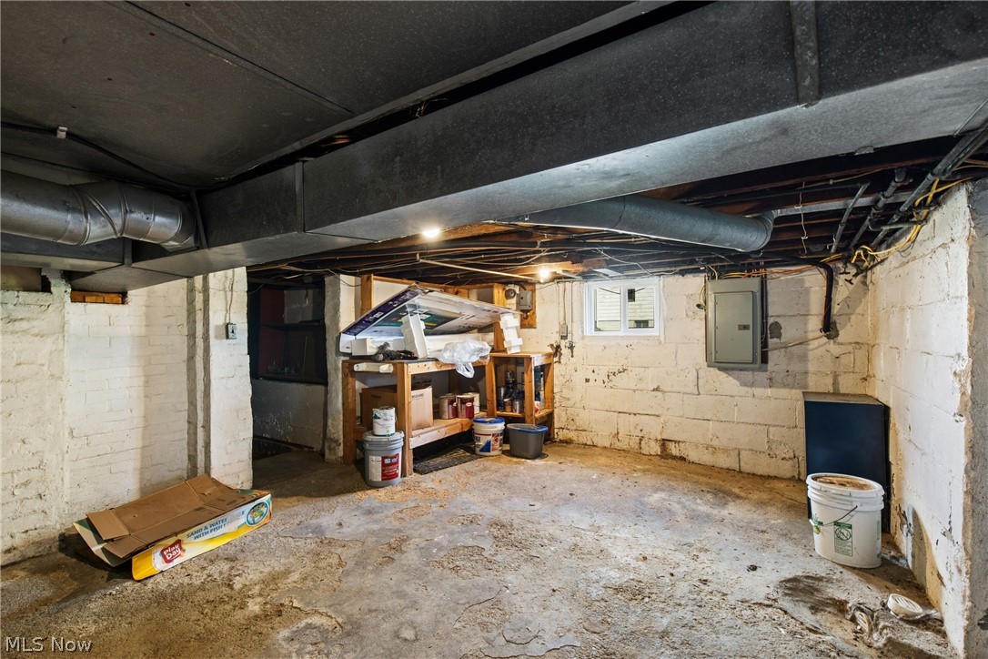226 W 42nd Street Shadyside OH 43947