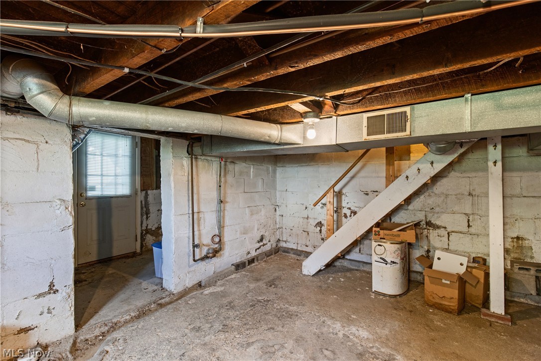 226 W 42nd Street Shadyside OH 43947