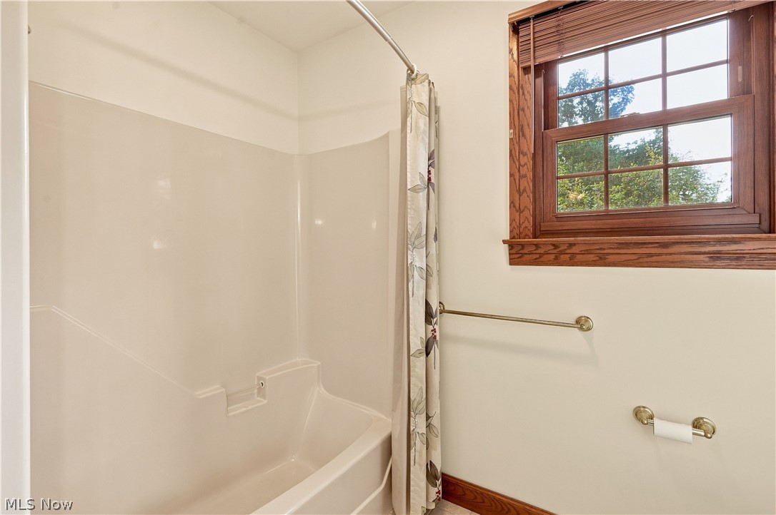 3715 Greenbriar Drive Zanesville OH 43701