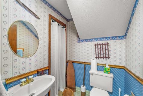 129 Hidden Tree Lane Amherst OH 44001