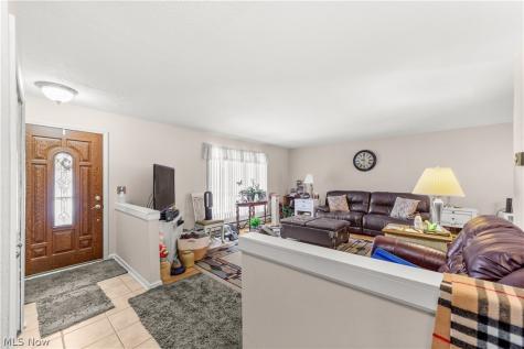 129 Hidden Tree Lane Amherst OH 44001