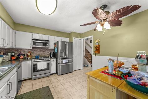 129 Hidden Tree Lane Amherst OH 44001