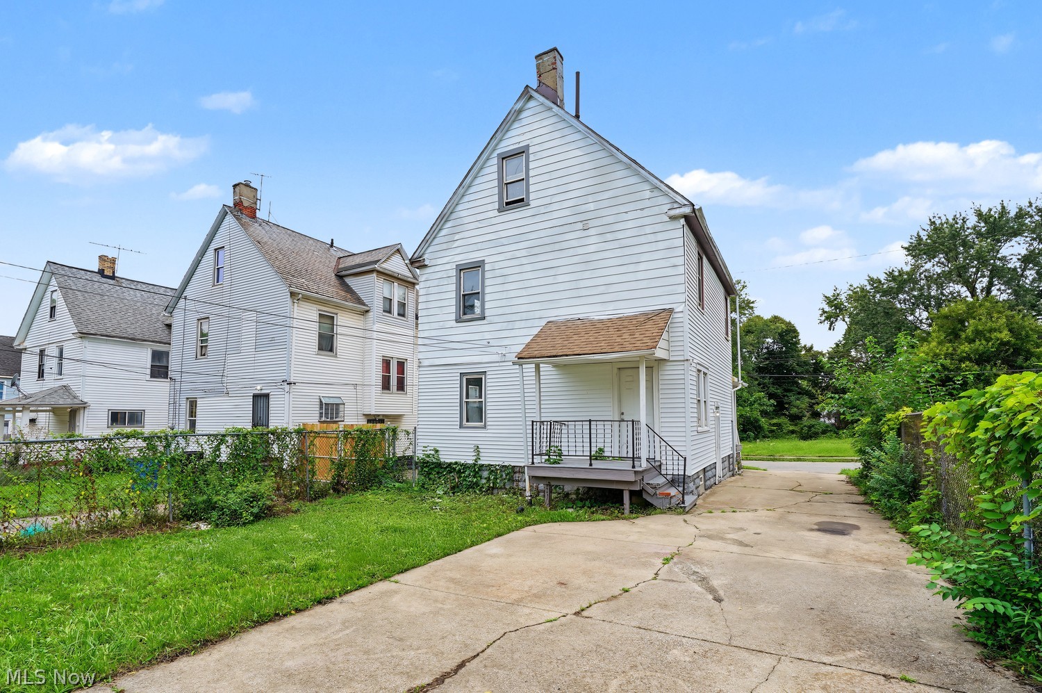8210 Dorver Avenue Cleveland OH 44105