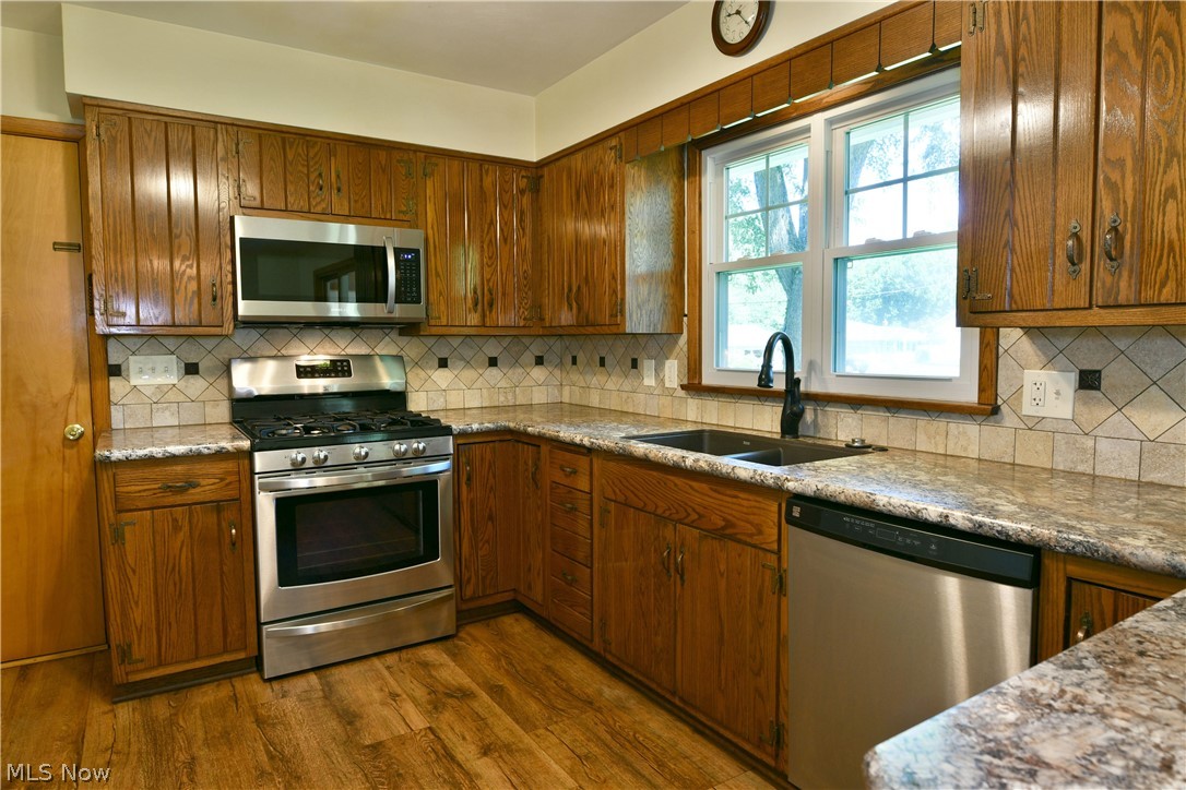 4975 Maple Drive Vienna OH 44473