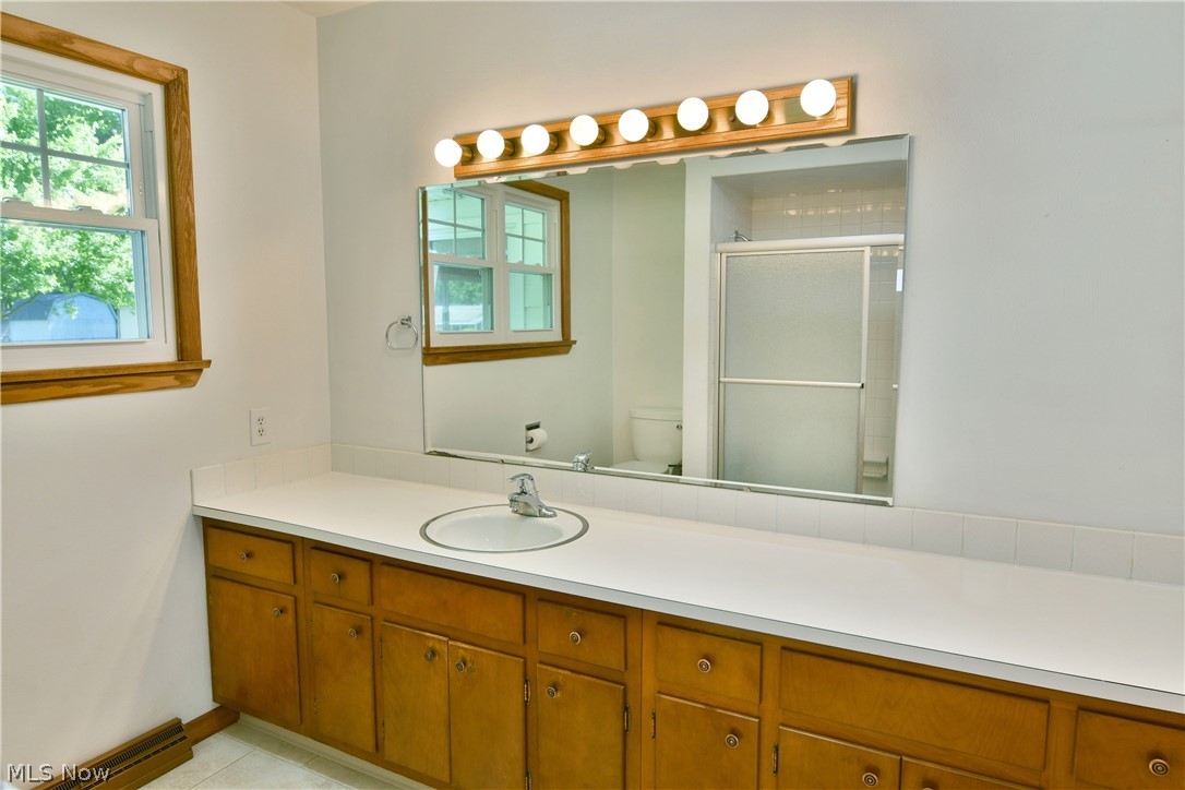 4975 Maple Drive Vienna OH 44473