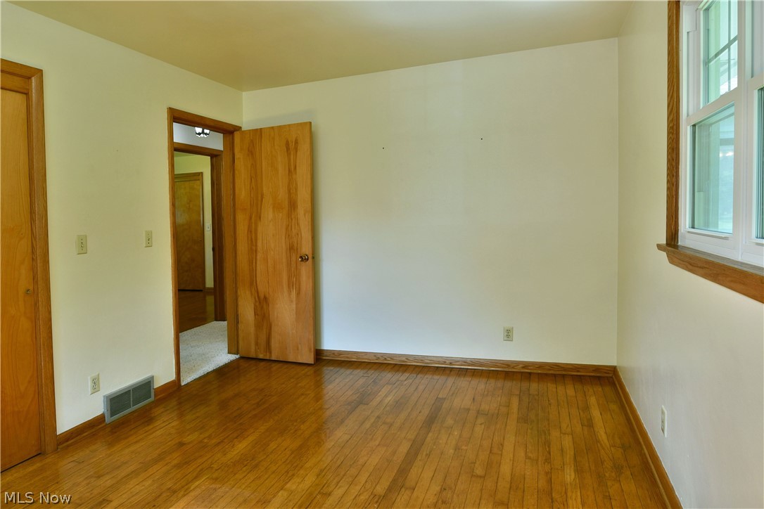 4975 Maple Drive Vienna OH 44473