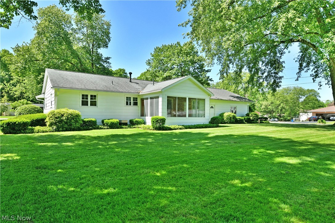4975 Maple Drive Vienna OH 44473