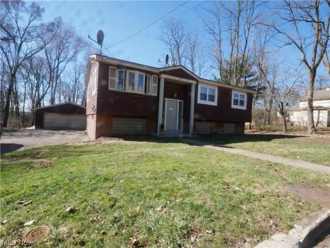 10TH Street Campbell OH 44405