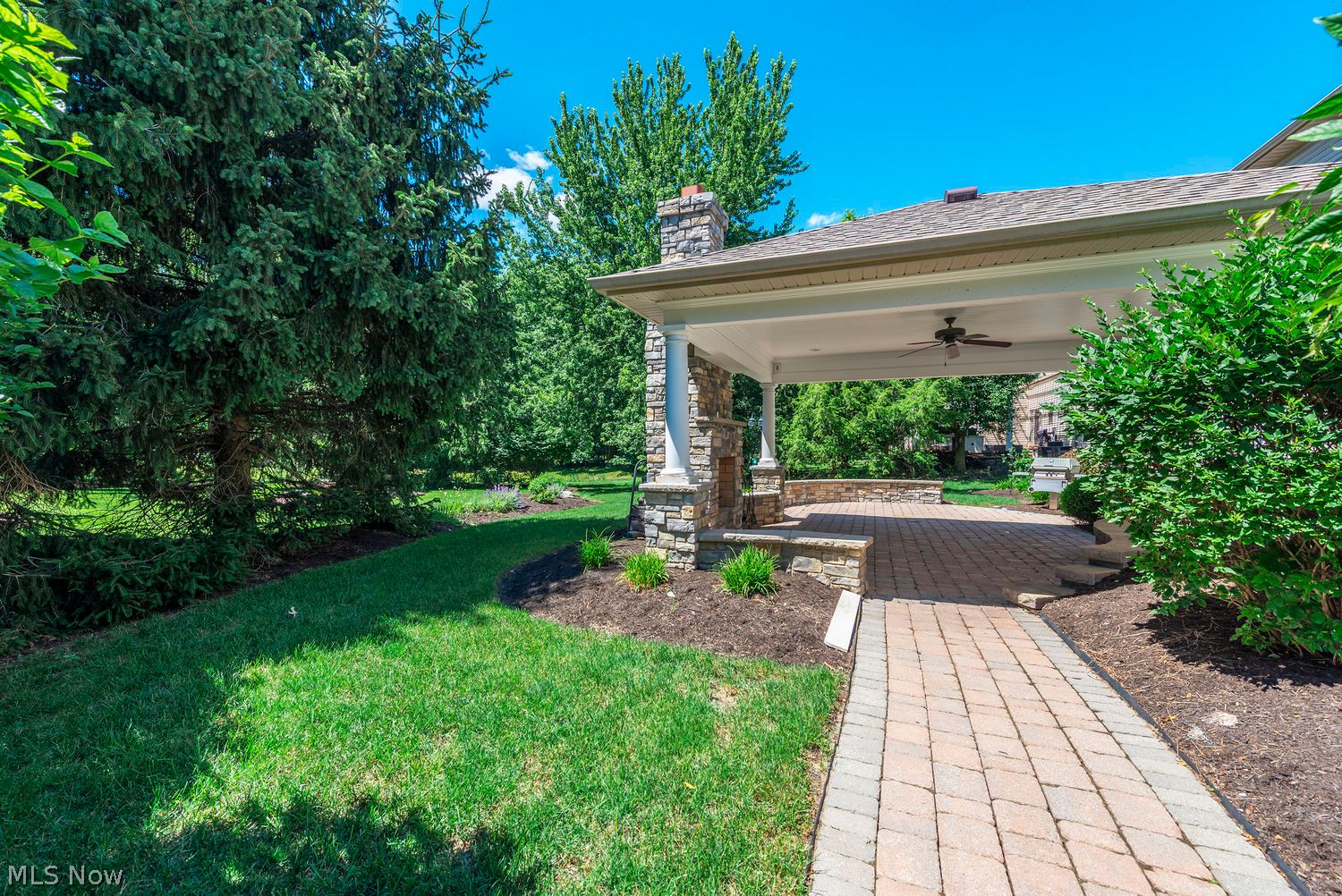 18908 Glen Cairn Way Strongsville OH 44149