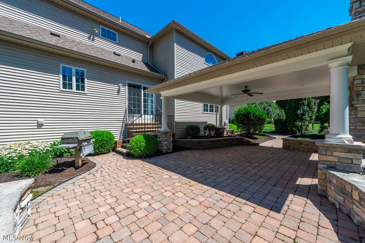 18908 Glen Cairn Way Strongsville OH 44149