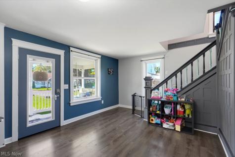 122 Wooster Street NE Navarre OH 44662