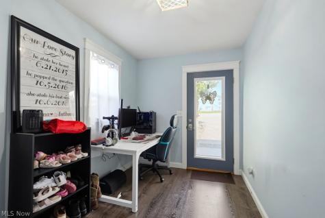 122 Wooster Street NE Navarre OH 44662