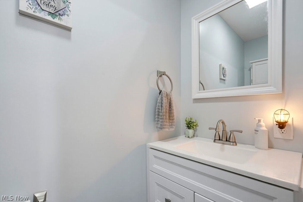 122 Wooster Street NE Navarre OH 44662