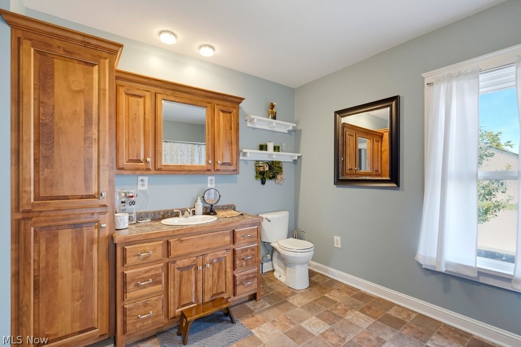 122 Wooster Street NE Navarre OH 44662