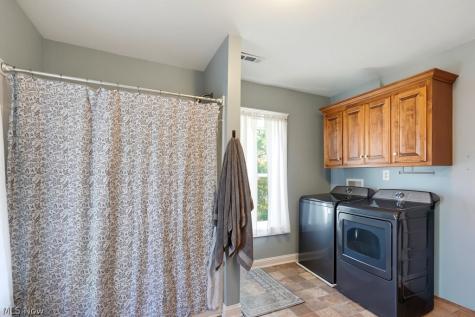 122 Wooster Street NE Navarre OH 44662