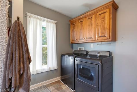 122 Wooster Street NE Navarre OH 44662