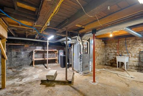 122 Wooster Street NE Navarre OH 44662