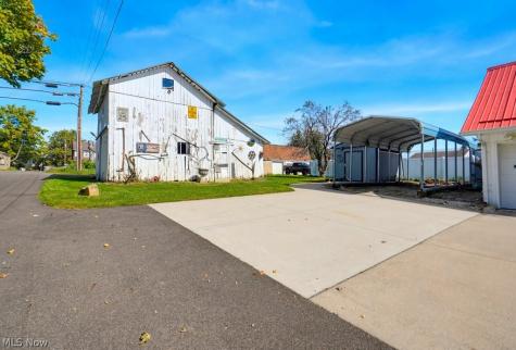 122 Wooster Street NE Navarre OH 44662