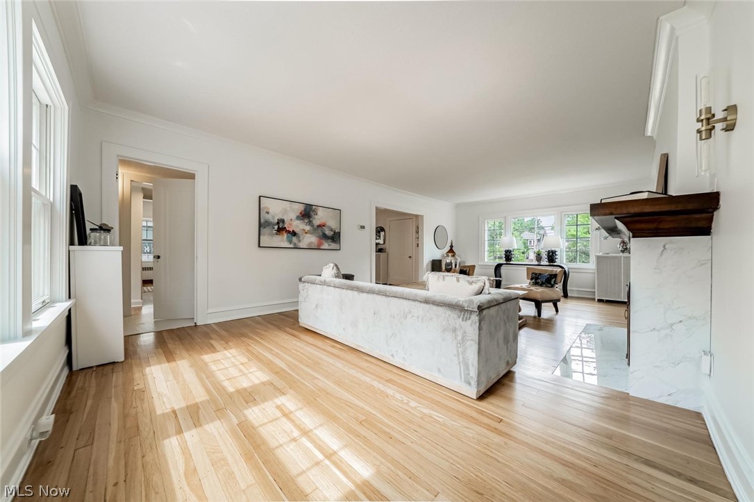 13955 Clifton Boulevard Lakewood OH 44107