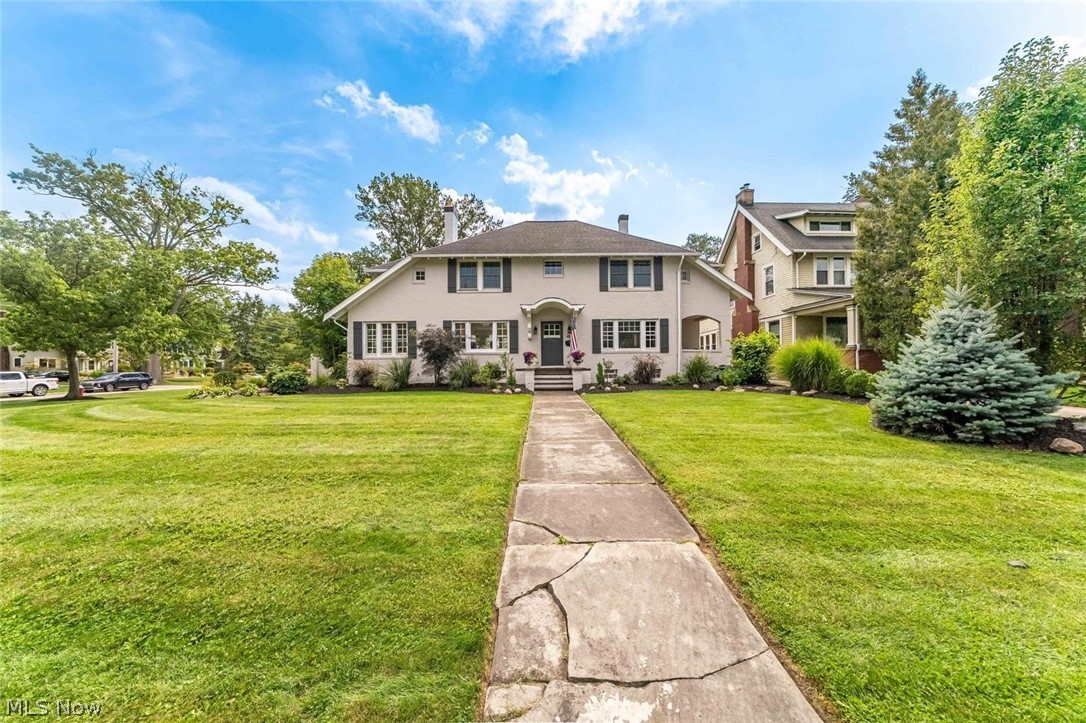 13955 Clifton Boulevard Lakewood OH 44107