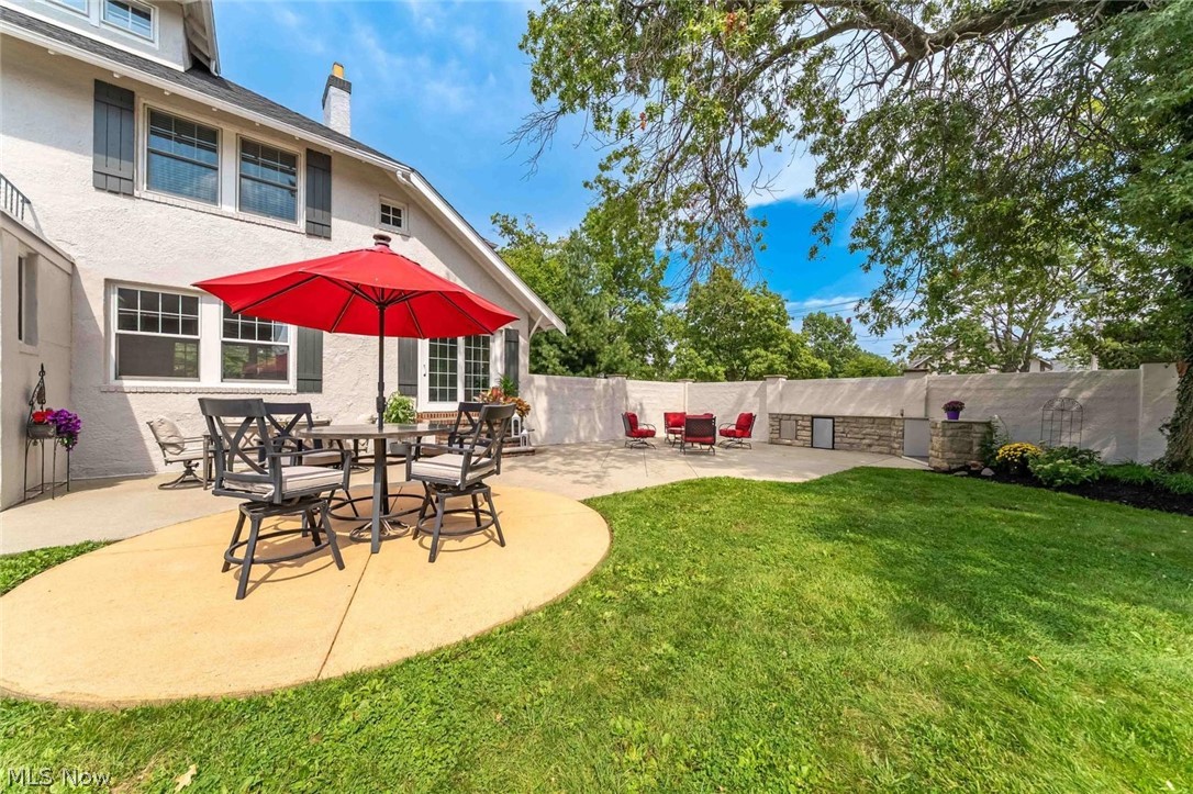 13955 Clifton Boulevard Lakewood OH 44107