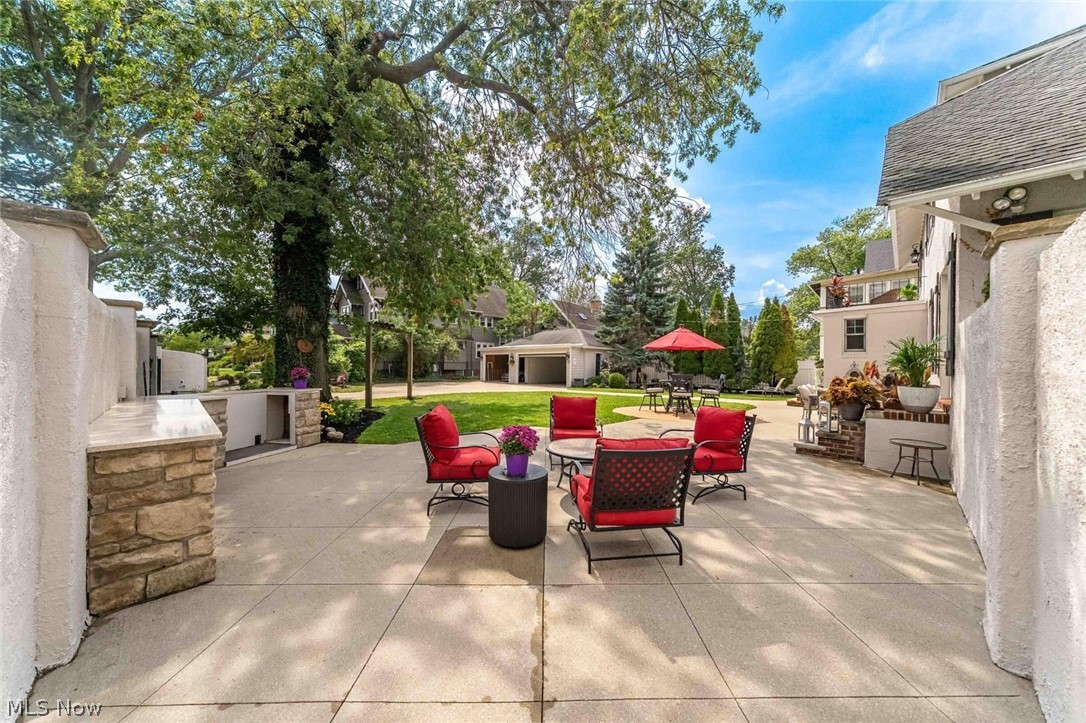 13955 Clifton Boulevard Lakewood OH 44107