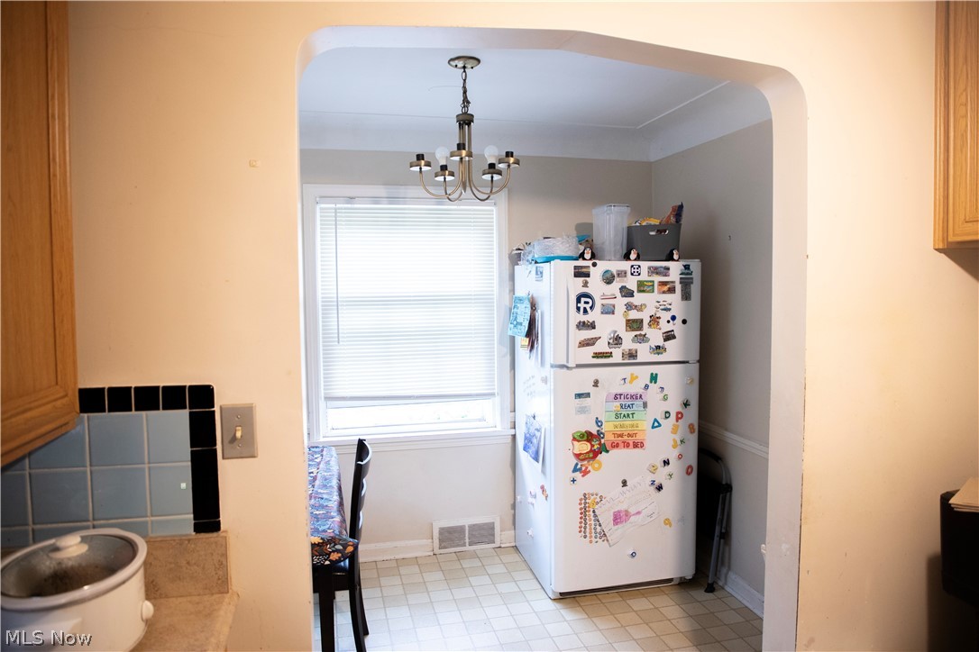 4218 Verona Road Cleveland OH 44121