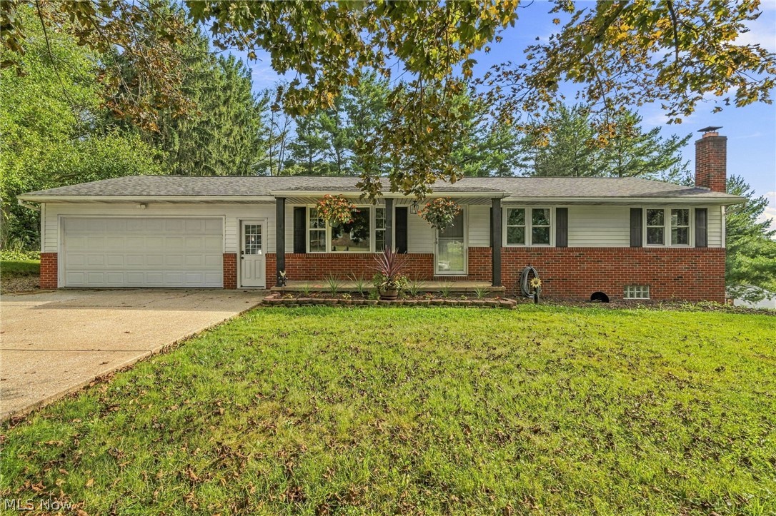 5220 Woodlynn Street NE East Canton OH 44730