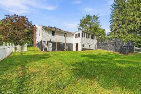 5220 Woodlynn Street NE East Canton OH 44730