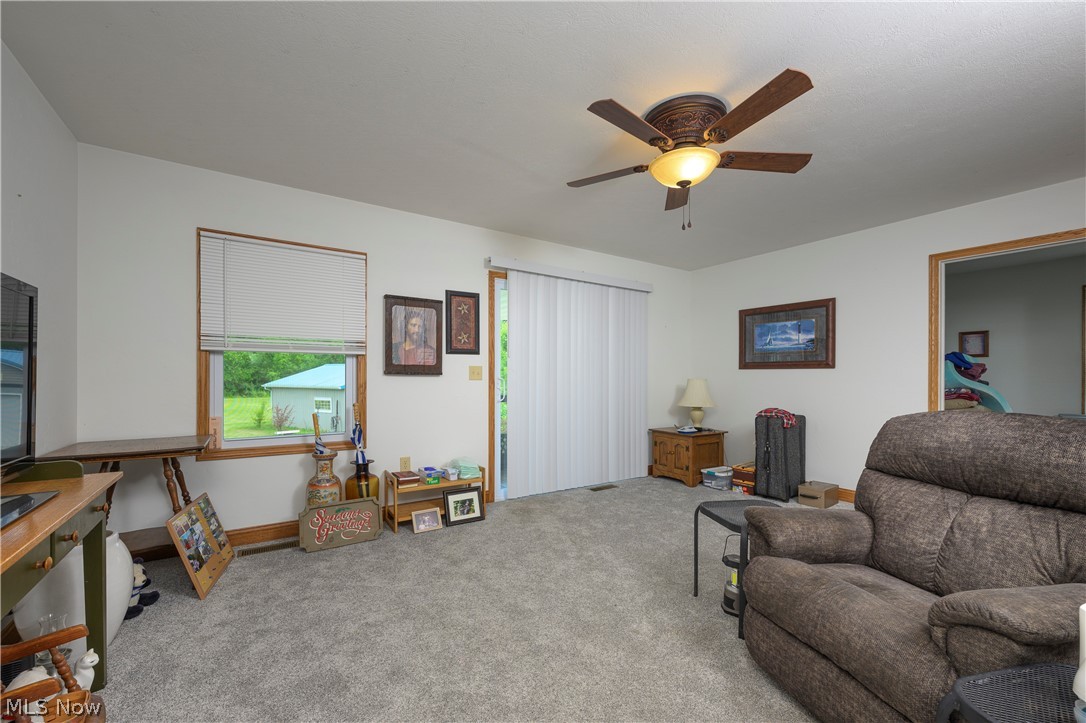 9427 Stonecreek Road SW Newcomerstown OH 43832