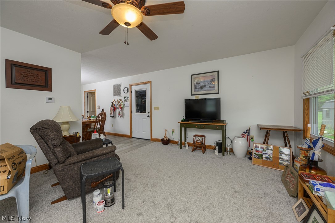9427 Stonecreek Road SW Newcomerstown OH 43832
