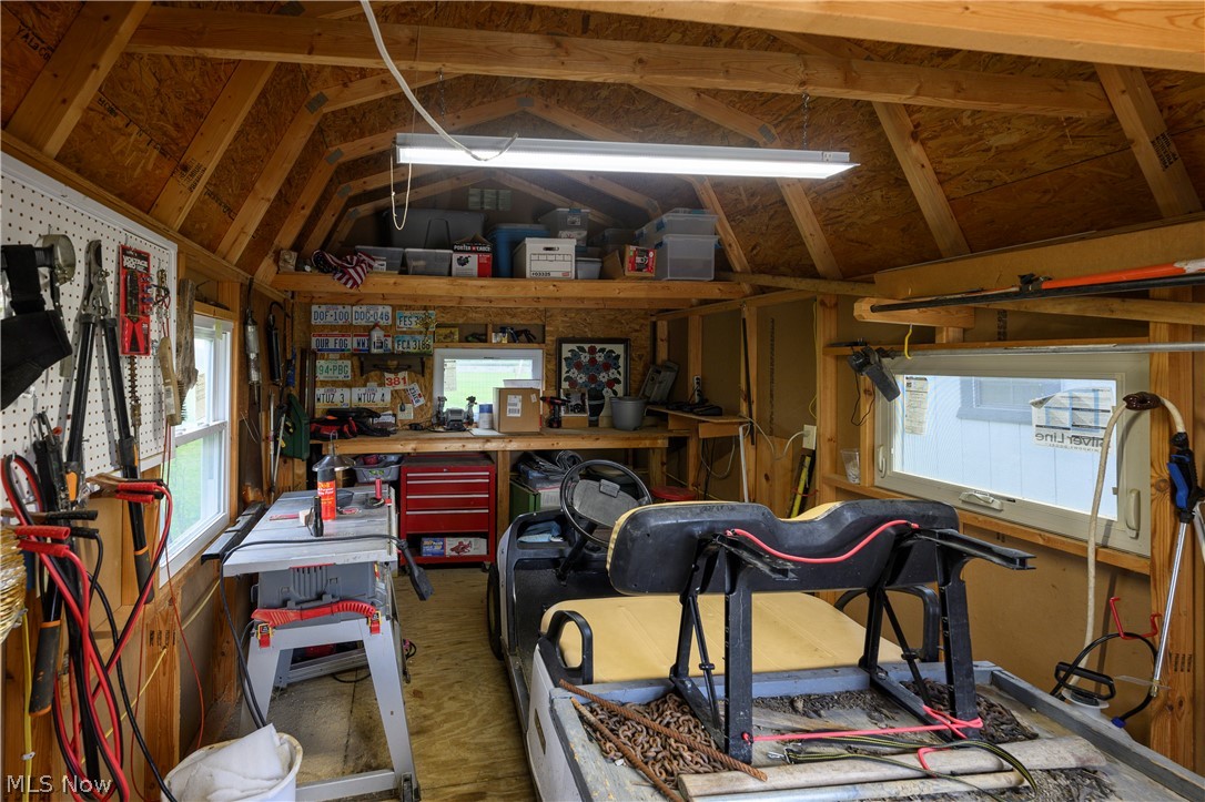 9427 Stonecreek Road SW Newcomerstown OH 43832