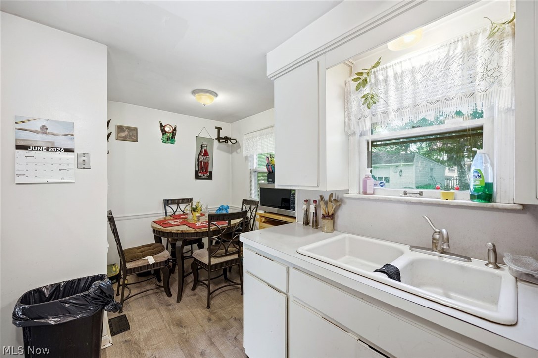 3830 Sherwood Road Cleveland OH 44121