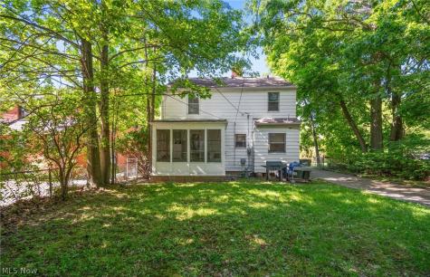 3830 Sherwood Road Cleveland OH 44121