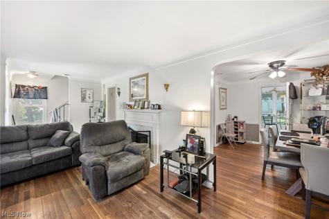 3830 Sherwood Road Cleveland OH 44121