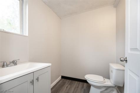 3409 W 86th Street Cleveland OH 44102